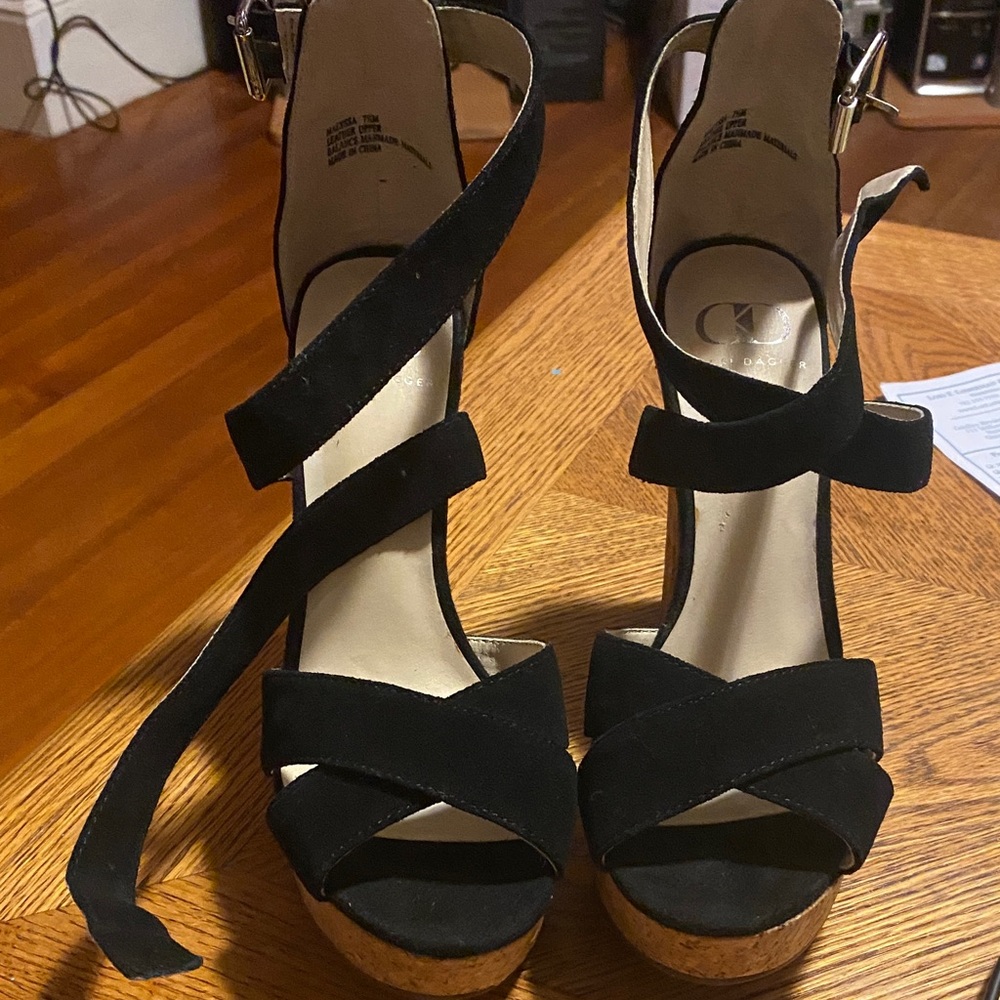Kelsi Dagger Black and Tan Platform Heels